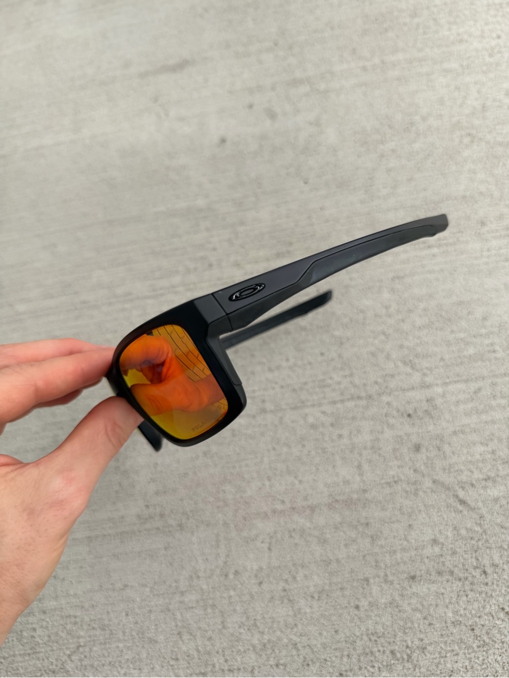 Oakley Mainlink OO9264-07 Matte Black Ruby Iridium Polarized 57-17 w/ Case - Picture 7 of 12